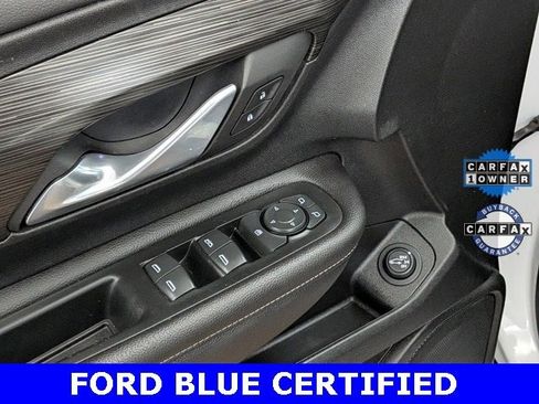 Used 2022 GMC Terrain SLE w/ Driver Convenience Package image 15