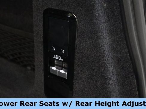 Used 2024 Land Rover Range Rover Sport SE image 35