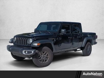 Used 2025 Jeep Gladiator Sport