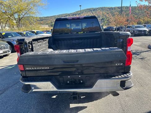 Used 2024 Chevrolet Silverado 3500 LTZ w/ LTZ Plus Package image 22