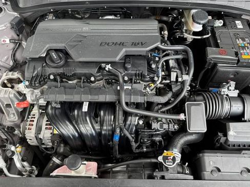 Used 2024 Hyundai Elantra Limited FWD image 55