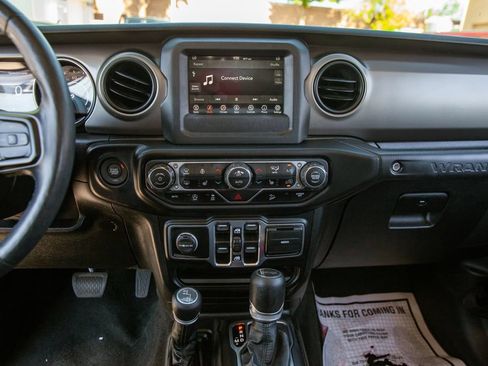 Used 2021 Jeep Wrangler Unlimited Sport AWD/4WD image 15