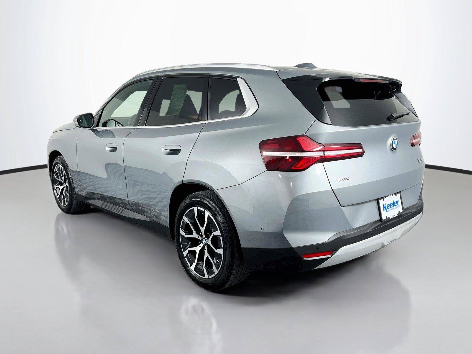 Used 2026 BMW X3 xDrive30i AWD/4WD image 4