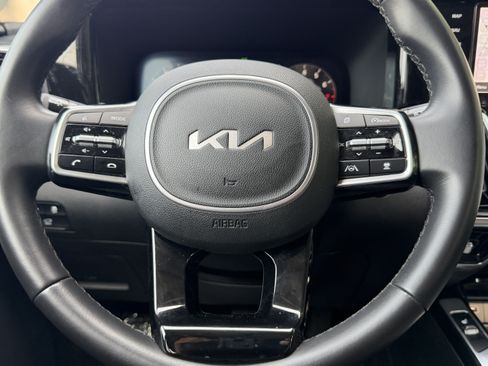 Used 2023 Kia Sorento SX AWD/4WD image 30