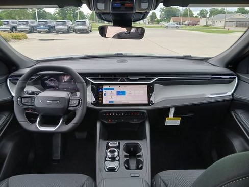 New 2026 Jeep Cherokee Laredo AWD/4WD image 32