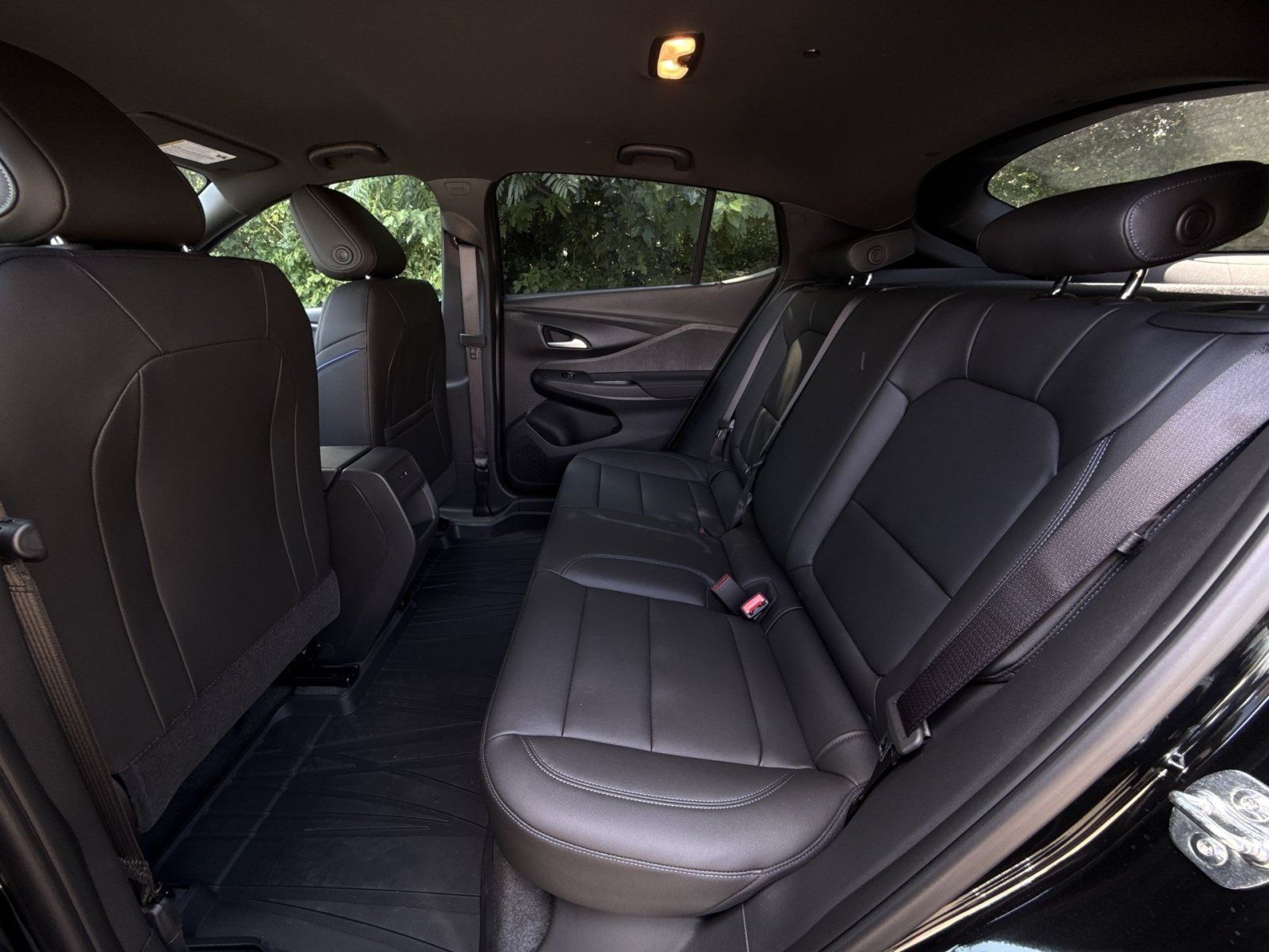 New 2026 Buick Envista Sport Touring w/ Convenience I Package FWD image 23