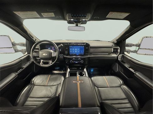 Used 2023 Ford F250 Platinum image 32