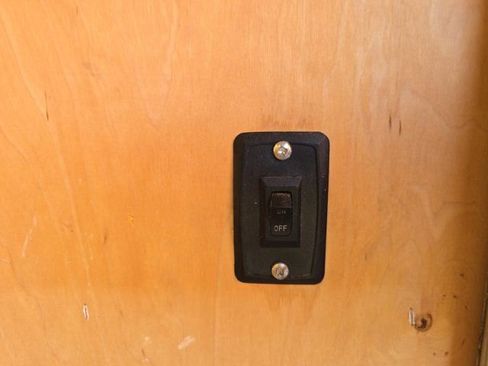 Used 2018 Chevrolet Express 3500 Extended w/ Power Convenience Package image 12