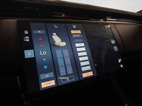 Certified 2024 Land Rover Range Rover Sport Dynamic SE image 25