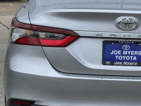 Used 2023 Toyota Camry LE w/ Convenience Package FWD image 10