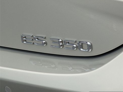 Certified 2025 Lexus ES 350 w/ Premium Package FWD image 9