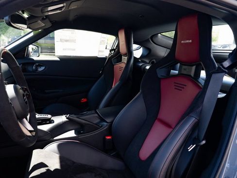 New 2024 Nissan Z NISMO w/ Floor Mat Package RWD image 18