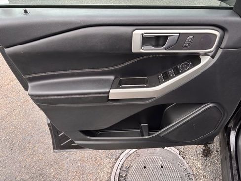 Used 2022 Ford Explorer XLT w/ Class IV Trailer Tow Package image 23