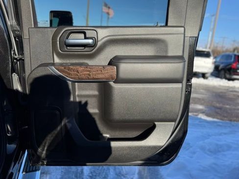 Used 2022 GMC Sierra 2500 Denali image 22