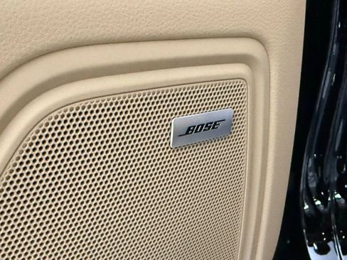 New 2025 Porsche Macan image 28