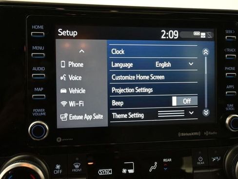 Used 2021 Toyota Highlander XLE FWD image 15
