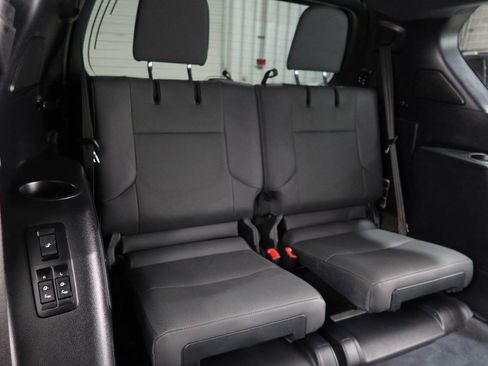Used 2023 Lexus GX 460 Premium w/ Accessory Package AWD/4WD image 14