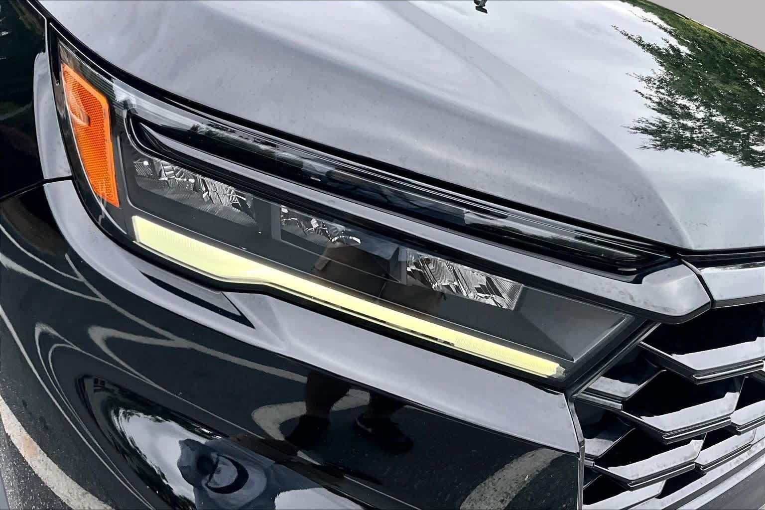 Used 2024 Honda Pilot TrailSport image 28