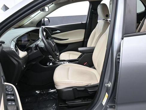 Used 2024 Buick Encore GX Sport Touring FWD image 11
