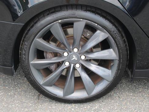 Used 2015 Tesla Model S 70D AWD/4WD image 8