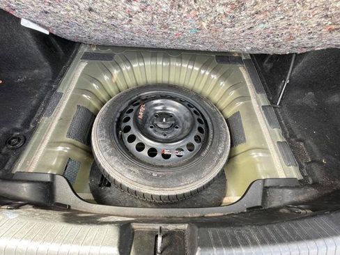 Used 2017 Chevrolet Malibu Premier w/ Premier Sun and Wheel Package FWD image 26