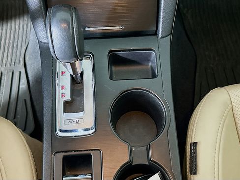 Used 2017 Subaru Outback 2.5i Limited w/ Popular Package #5 image 24