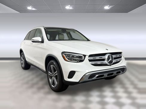 Used 2021 Mercedes-Benz GLC 300 image 7