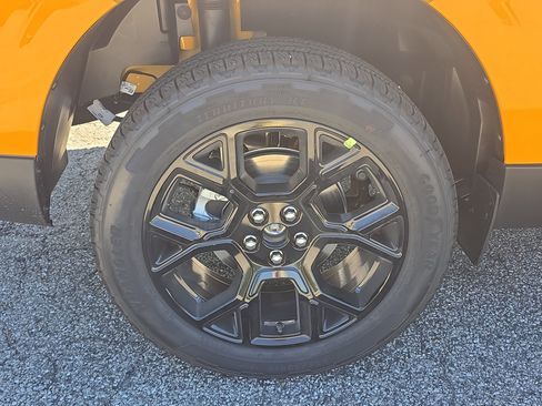 New 2026 Ford Maverick XLT w/ Equipment Group 301A AWD/4WD image 5