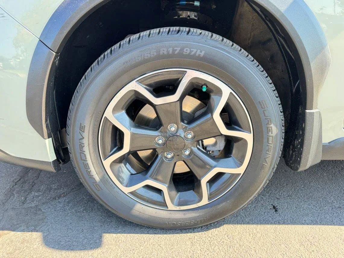 Used 2013 Subaru Crosstrek 2.0i Premium AWD/4WD image 9