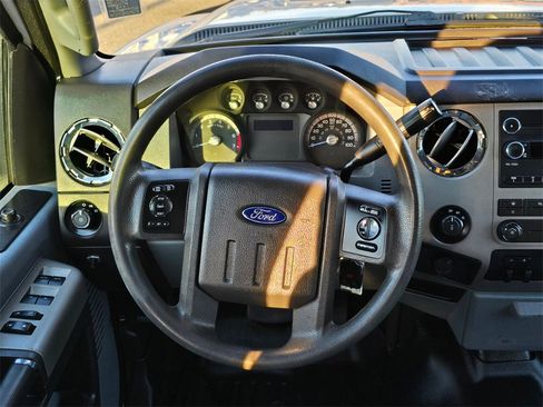 Used 2015 Ford F350 XLT image 18