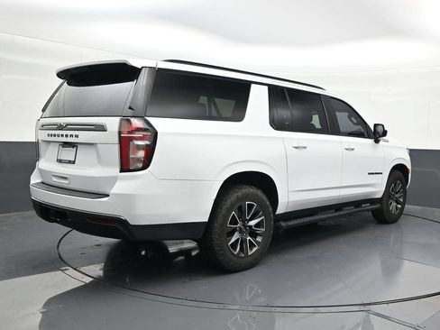 Used 2021 Chevrolet Suburban Z71 w/ Rear Media and Nav Package AWD/4WD image 5