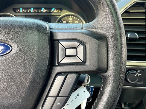 Used 2018 Ford F150 XLT w/ Equipment Group 302A Luxury image 23