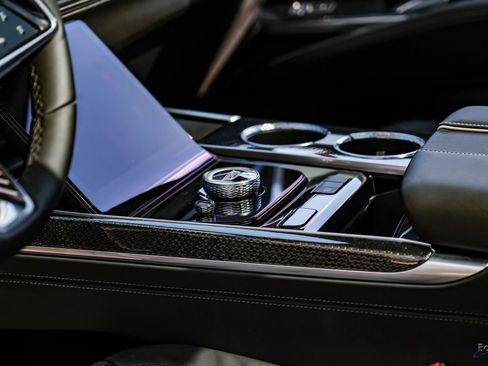 Used 2025 Cadillac Escalade V image 53