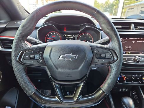 Used 2023 Chevrolet TrailBlazer RS image 10