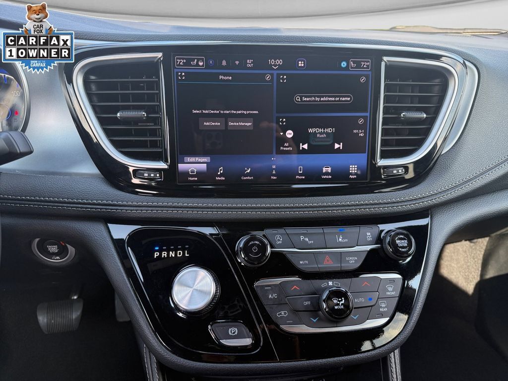 Used 2025 Chrysler Pacifica Limited FWD image 13