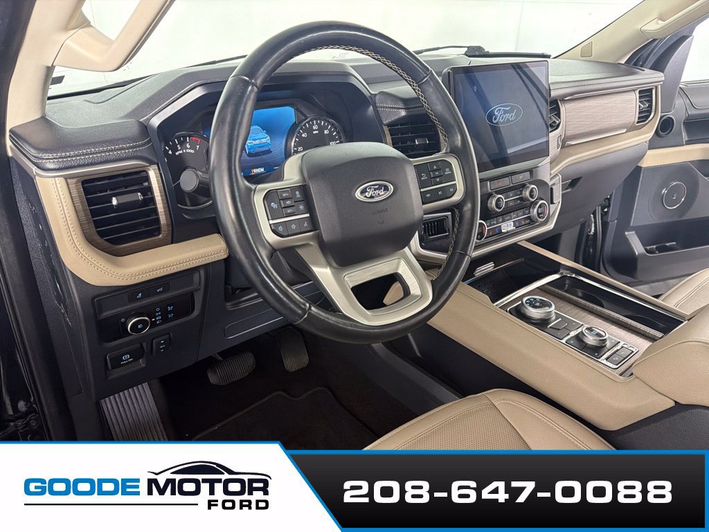 Used 2023 Ford Expedition Limited AWD/4WD image 8
