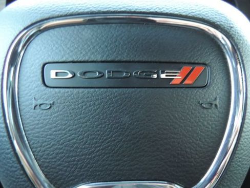 Used 2023 Dodge Charger Scat Pack w/ Technology Group RWD image 28