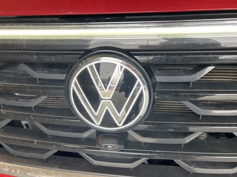 Used 2024 Volkswagen Atlas SEL Premium R-Line image 3