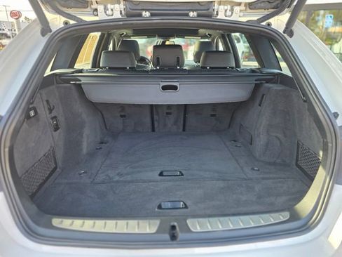 Used 2017 BMW 330i xDrive Wagon AWD/4WD image 12