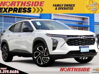 Used 2025 Chevrolet Trax RS w/ Sunroof Package
