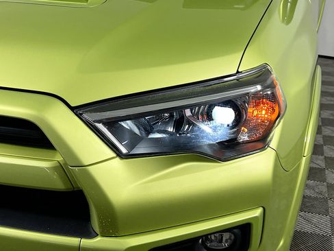 Used 2023 Toyota 4Runner TRD Sport image 12