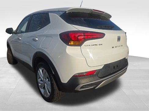 Used 2024 Buick Encore GX Preferred FWD image 3