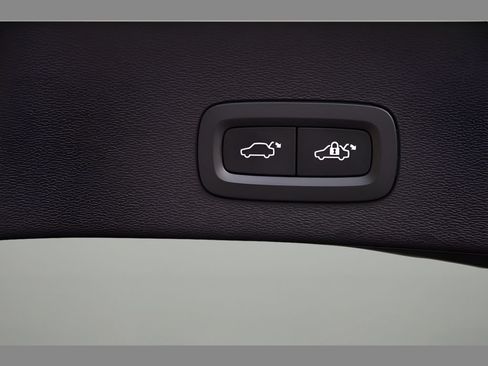 Certified 2023 Volvo C40 P8 Recharge Plus w/ Climate Package AWD/4WD image 26