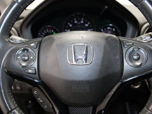 Used 2017 Honda HR-V EX-L image 16