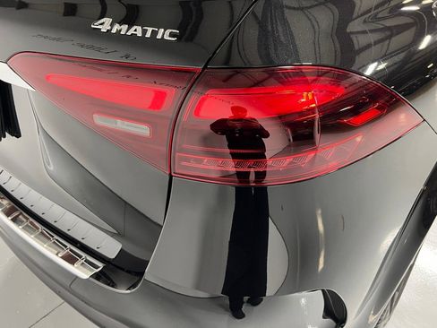 Used 2025 Mercedes-Benz GLE 450 4MATIC image 14