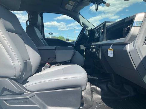 New 2026 Ford F250 XL AWD/4WD image 12