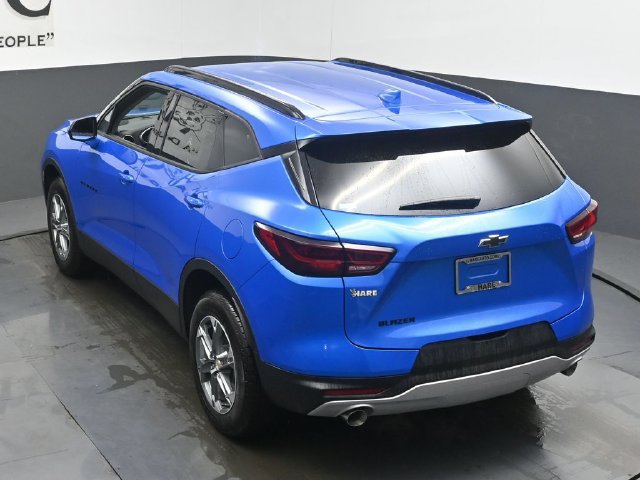 New 2026 Chevrolet Blazer LT w/ Convenience Package FWD image 19
