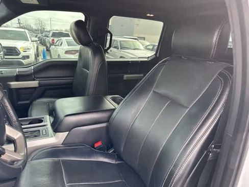 Used 2018 Ford F150 Lariat w/ Equipment Group 502A Luxury image 4