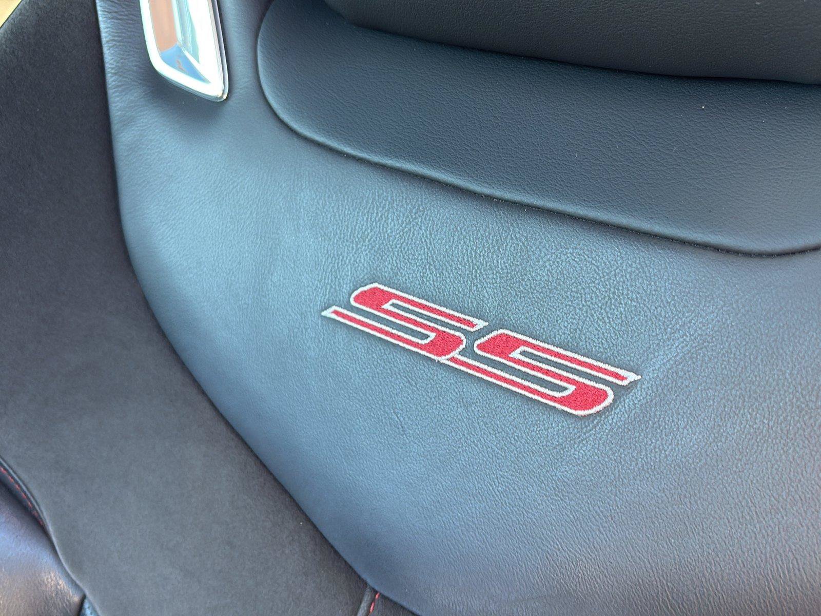 Used 2016 Chevrolet SS RWD image 26
