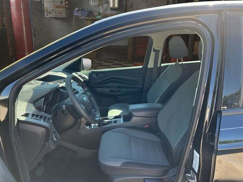 Used 2017 Ford Escape S FWD image 19